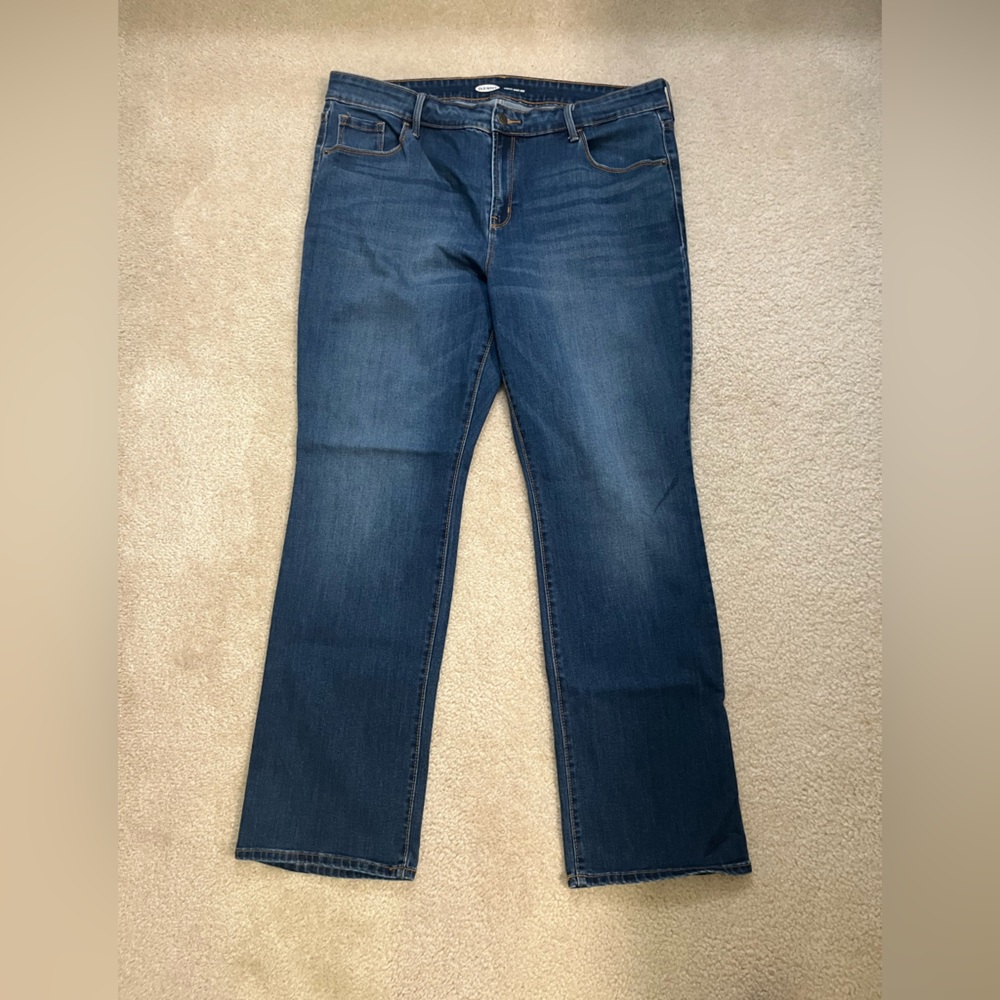 Old Navy Kicker Bootcut jeans (size 16)
